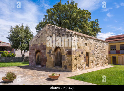 L'église de San Giovanni Battista di Barumini (Central-South Marmilla, Sardaigne) est une église hors du temps, petite, sans inscript externes importants Banque D'Images