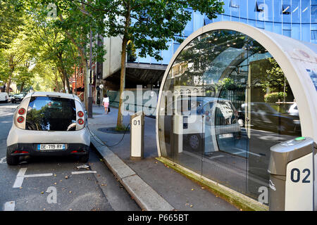 Gare Autolib' - Paris 19e - france Banque D'Images