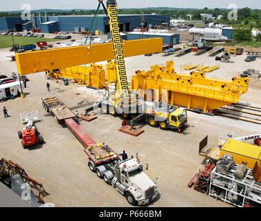 Construction de grue à portique pour nuclear power plant Banque D'Images