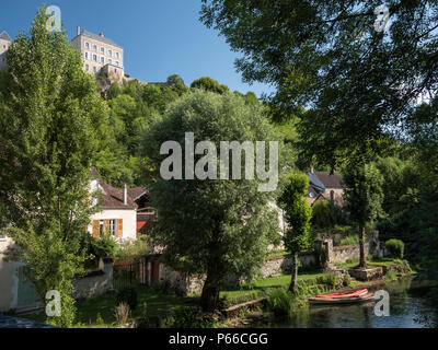 Rivière Yonne Mailly le Chateau Yonne Bourgogne-Franche Comte-France Banque D'Images