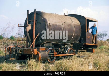 L'un des dernier survivant des locomotives Fireless Moulin à Sucre La Bolivie à la province de Camaguey Cuba. Numérotés de 1169 le moteur est un 0-4-0 construit en Sep Banque D'Images