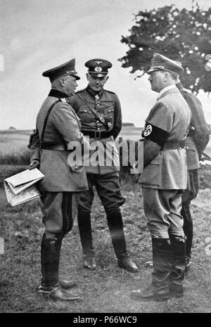 Werner Eduard Fritz von Blomberg ministre allemand de la guerre avec Adolf Hitler de manoeuvres 1938 Banque D'Images