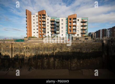 Appartements modernes dans Portishead Banque D'Images