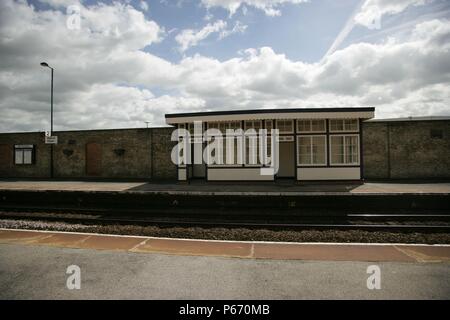 Les plates-formes et récemment rénové salle d'attente du patrimoine à Market Rasen, Lincolnshire. 2007 Banque D'Images