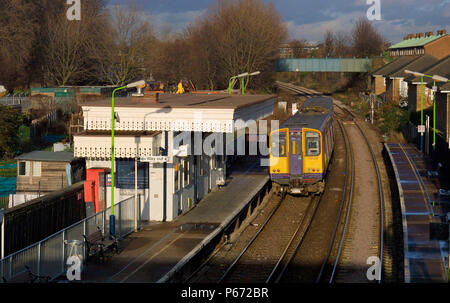 Un Silverlink Metro service sur la North London Line. L'année 2003. Banque D'Images