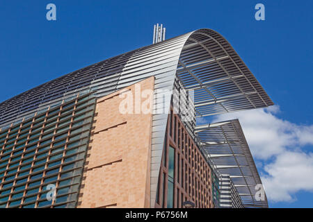 London Borough of Camden, le Francis Crick Institute à Midland Road, construit en 2016 et est adjacent à St Pancras International Banque D'Images