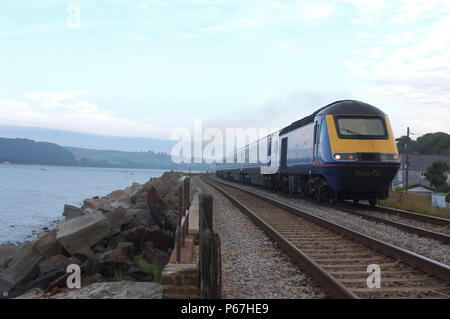 La Great Western Railway en 2004. 07:34 43144 conduit Carmarthen - Paddington ; seul quotidien service FGW ouest de Swansea Banque D'Images