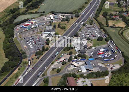 Vue aérienne de Woodall Services sur la M1, près de Sheffield, Royaume-Uni Banque D'Images