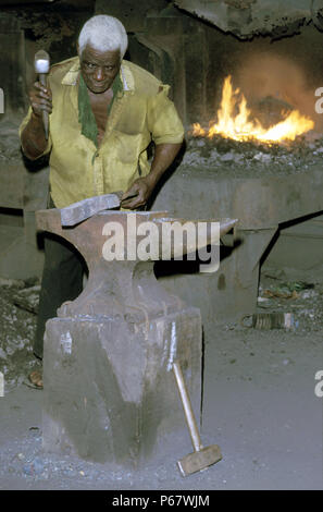 L'ancien faussaire. Location Locomotive Works Ghana le mardi 25 juin 1985. Banque D'Images