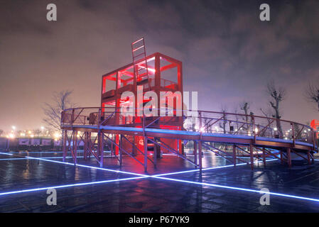 Paris, Parc de la Villette - Architecte : Bernard Tschumi. Au morth est de la ville, le parc comprend un grand musée de la science et de l'industrie Banque D'Images