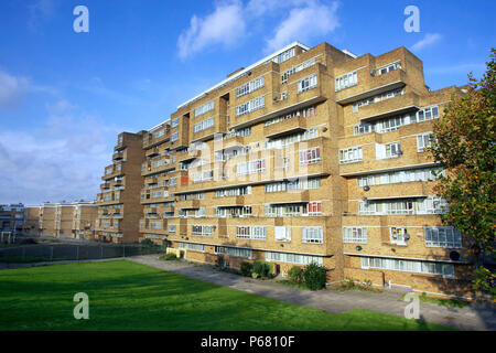 Dawson Heights maisons du Conseil, de l'est 76200, quartier de Southwark, Londres. UK. La succession a été terminé en 1972 et était destiné à être inspiré par un gréa Banque D'Images