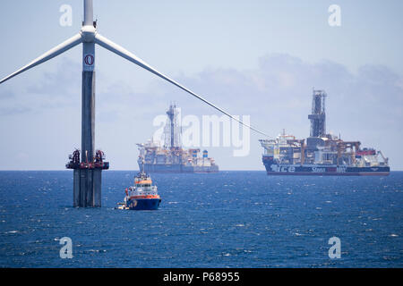 Las Palmas, Gran Canaria, Îles Canaries, Espagne 28 Juin, 2018. L'Espagne de la toute première éolienne offshore. 1km au large de la côte nord. Banque D'Images