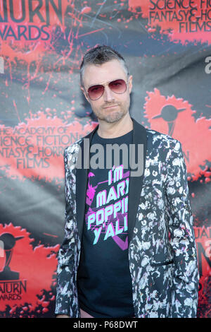 Burbank, Californie, USA. 27 Jun, 2018. Sean Gunn assiste à la 44e conférence annuelle des Récompenses de Saturne à Castaway, Burbank, Californie, le 27 juin 2018 Crédit : Eugene pouvoirs/Alamy Live News Banque D'Images