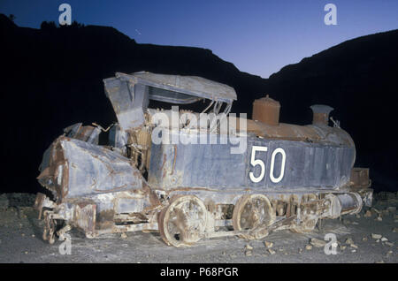 Ce Dubs 0-6-0T n°1515 de 1881 est abandonné sur une corniche dans le grand puits des mines de Rio Tinto dans le sud de l'Espagne. Vendredi 8 mai1987. Banque D'Images