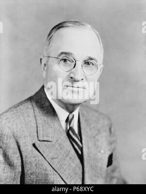 Photographie du Président Harry S. Truman (1884-1972) 33e président des États-Unis. Datée 1945 Banque D'Images