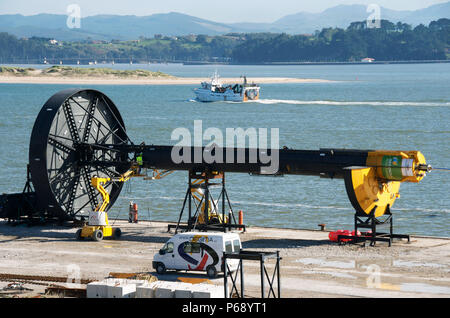 23 octobre 2008 - Santander, dans le Nord de l'Espagne - La première bouée de production d'électricité de la compagnie d'électricité espagnole Iberdrola Renovables' avenir l'énergie des vagues Banque D'Images