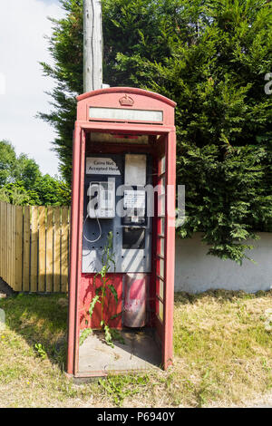 Rural Telephone box UK Banque D'Images