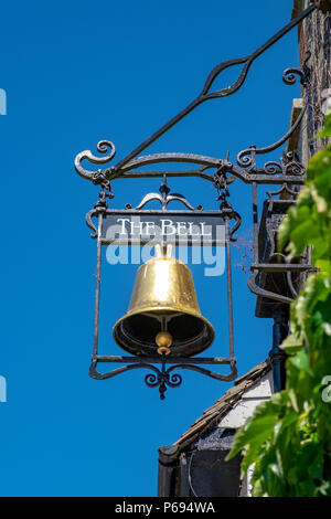 Brass Bell enseigne de pub Banque D'Images