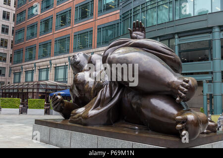 Broadgate Vénus (1989) une statue en bronze par le sculpteur colombien Fernando Botero dans Exchange Square, Broadgate, London, England, UK Banque D'Images