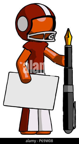 Joueur de football Orange man holding grande enveloppe et la calligraphie stylo. Banque D'Images