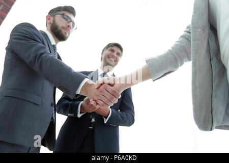 Poignée de partenaires commerciaux avant les pourparlers. Banque D'Images