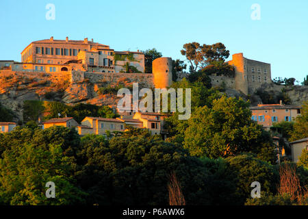 France, Provence Alpes Cote d'Azur, département de Vaucluse (84), Parc Naturel du Luberon, Ménerbes (plus beau village de France) Banque D'Images