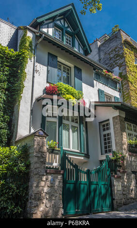 France, Ile de France, Paris, 18ème arrondissement, une maison à Montmartre Banque D'Images