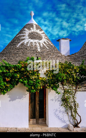 Italie, Pouilles, vallée d'Itria, Alberobello, UNESCO World Heritage, quartier Trulli Banque D'Images