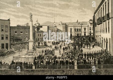 Patricio Lynch (1824-1886). Le Lieutenant chilien et le contre-amiral. Îles Canaries. Santa Cruz de Tenerife. Les funérailles de Lynch. Funeral procession à travers la place de la Constitution. Gravure de Capuz. L'illustration espagnole et américaine, 1886. Banque D'Images