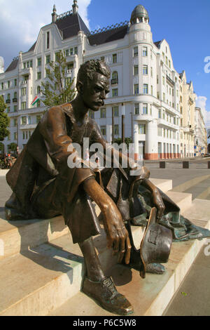 Hongrie, Budapest, poète Attila J-zsef statue, Banque D'Images
