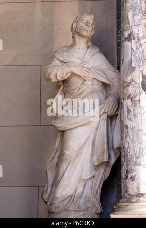 Saint Joseph, statue sur l'autel de la Vierge dans la cathédrale de Zagreb, dédiée à l'assomption de Marie Banque D'Images