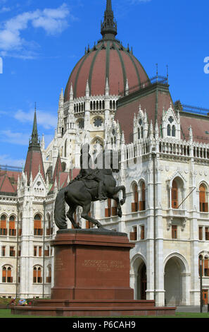 Hongrie, Budapest, Ferenc R‡k-czi II, statue, Parlement européen, Banque D'Images