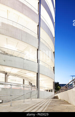 Wembley W10 Garage par l'architecte Will Alsop Banque D'Images