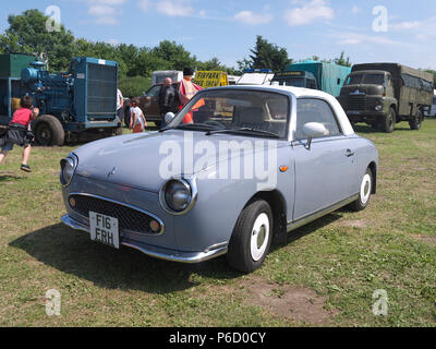 Voiture classique à l'affiche au parc de sapin montrent Wings and Wheels Banque D'Images