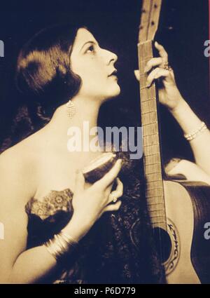 PIQUER, CONCHA. ACTRIZ Y CANTANTE ESPAÑOLA. Valence 1908-1991. FOTO PROMOCIONAL. Banque D'Images