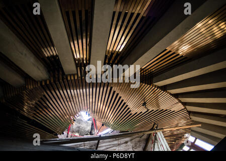 L'intérieur de la pyramide de Tirana, Tirana, Albanie Banque D'Images