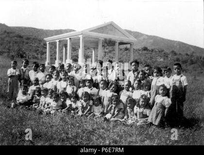 Español : Temple de Minerve de Salamá en 1910. 191073 Salama1910 Banque D'Images