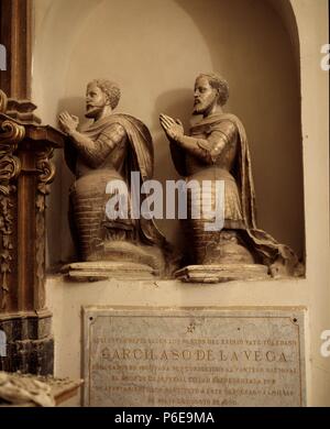 GARCILASO DE LA VEGA. ESCRITOR ESPAÑOL. TOLEDO 1501-1563. SEPULCRO EN LA IGLESIA DE SAN PEDRO MARTIR EN TOLEDO HASTA SU EXHUMACION EN EL AÑO 1869. Banque D'Images