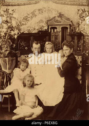 Anglais : famille impériale russe Photo . Peterhof, 16 août 1901 11 Le Tsar Nicholas II et de la famille 16 Août 1901 Peterhof Banque D'Images
