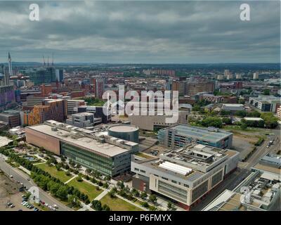 Birmingham England photographie aérienne, la skyline photo drone Banque D'Images