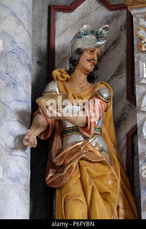 Statue de Saint Donat Sur l'autel principal dans l'église de l'Assomption de la Vierge Marie dans Pokupsko, Croatie Banque D'Images