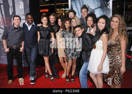 American Idol, 13 à Red Riding Hood Premiere au Chinese Theatre de Los Angeles. Bénabar, Jacob Lusk, Karen Rodriguez, Paul McDonald, Pia Toscano, Abrams, Ashthon Casey Jones, Lauren Alaina, James Durbin, Naima Adedapo, Stefano Langone, Thia Megia et Haley Reinhart, American Idol Top 13 FinalistsAmerican  13 dernière idole, 31 cas à Hollywood Life - Californie, Red Carpet Event, USA, Cinéma, Célébrités, photographie, Bestof, Arts, Culture et divertissement, Célébrités, Mode Topix Meilleur de Hollywood, la vie, événement dans la vie d'Hollywood, Californie - Tapis rouge et backstag Banque D'Images