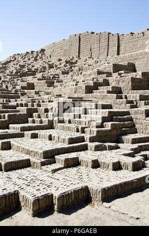 Huaca Pucllana. La culture Lima 200 AD et 700 AD. Quartier Miraflores. La ville de Lima. Pérou.site archéologique. Banque D'Images