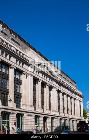 Victoria House a été construit dans les années 1920, et pour de nombreuses décennies occupé par le Liverpool Victoria friendly Society, Londres, Angleterre, Royaume-Uni Banque D'Images