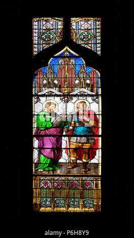 Saint Marc et Saint Demetrius, vitraux dans la cathédrale de Zagreb, dédiée à l'assomption de Marie Banque D'Images