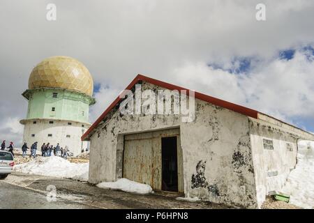 Estacion invernal en la cima de la Torre 1991 métros, Serra da Estrela, Beira Alta, Portugal, Europa. Banque D'Images