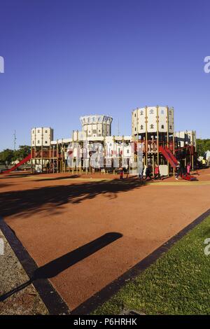 Castillo del parque infantil de la Riera,Palma, Mallorca, Islas Baleares, Espagne. Banque D'Images