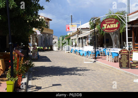 Tavernes de Plaka, Crète, Grèce, Europe Banque D'Images