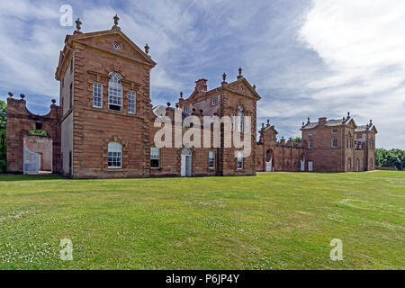 Vue avant de l'Chatelherault Estate dans Ferniegair Chatelherault Parc Pays UK Scotland Lanarkshire Hamilton Banque D'Images