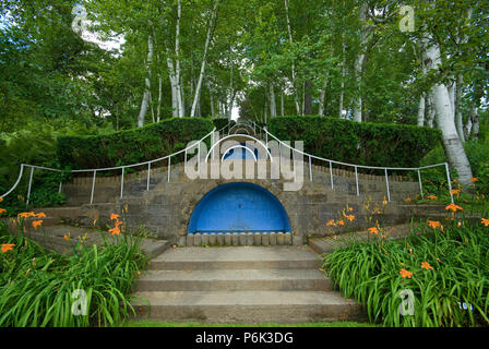 Les étapes bleu (par l'architecte paysagiste Fletcher Steele) au pays Naumkeag House and Gardens, Stockbridge, comté de Berkshire, Massachusetts, USA Banque D'Images